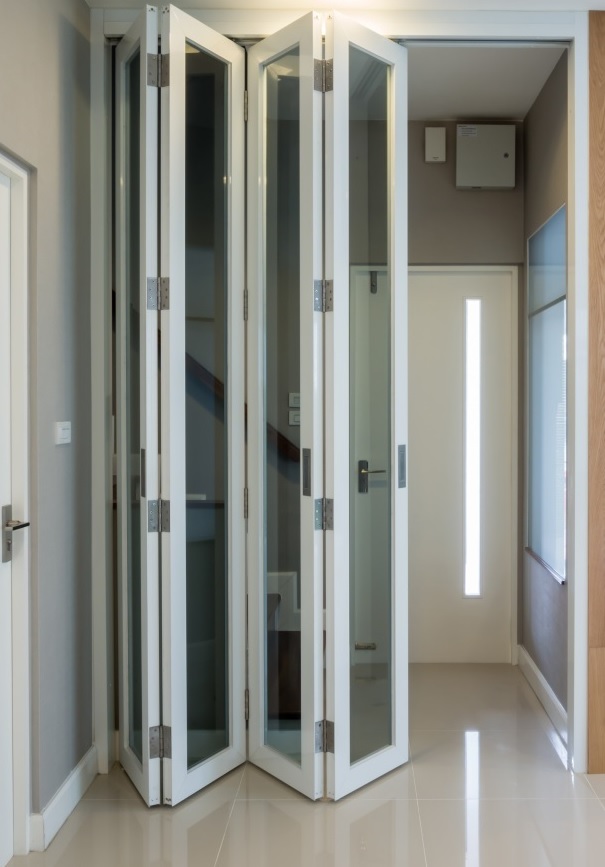 bifold door Barkingside, Hainault, IG6
